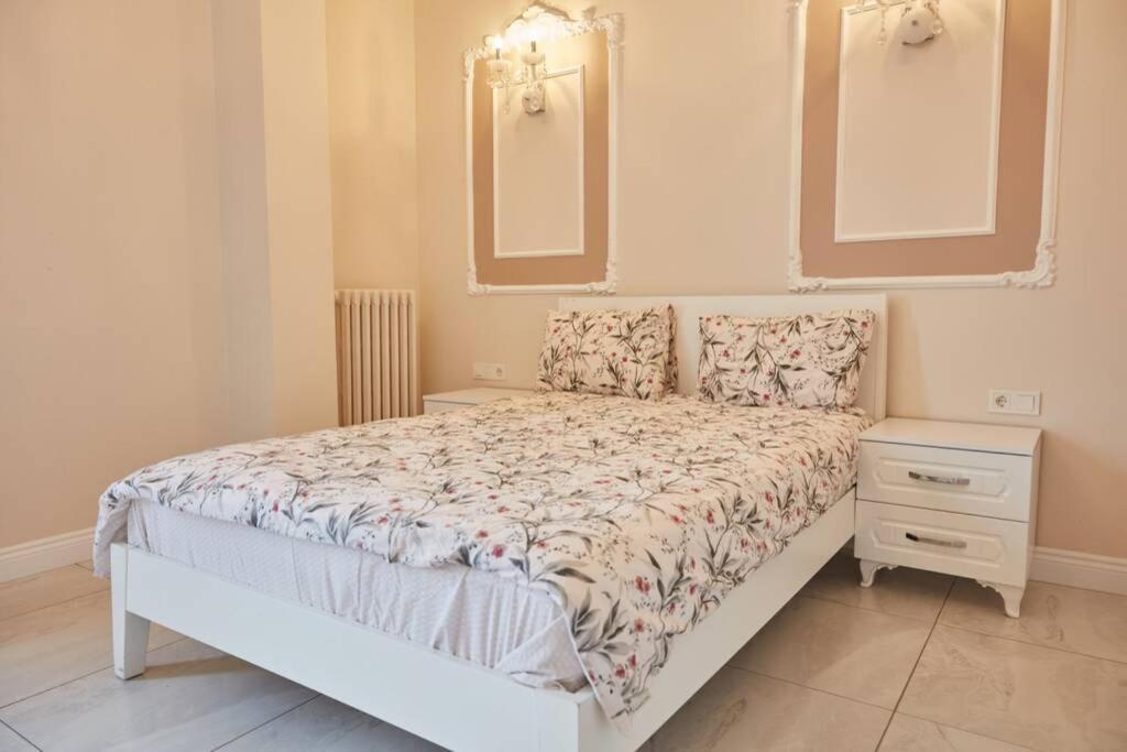 Taksim Square Apartment, Great View, Luxury Provincia di Provincia di Istanbul Esterno foto