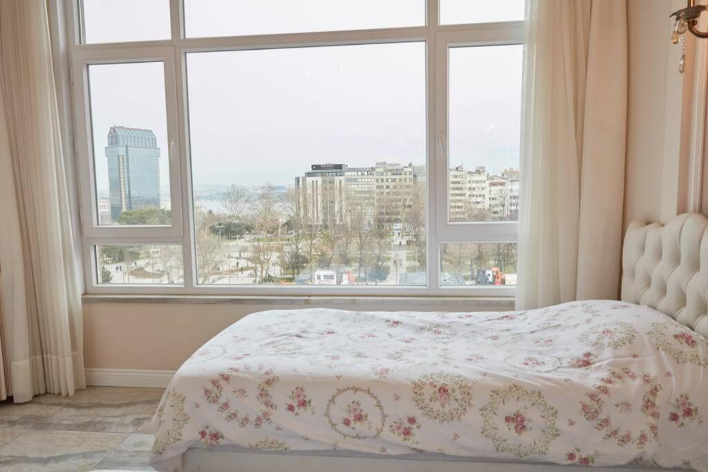 Taksim Square Apartment, Great View, Luxury Provincia di Provincia di Istanbul Esterno foto