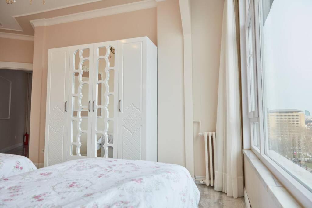 Taksim Square Apartment, Great View, Luxury Provincia di Provincia di Istanbul Esterno foto